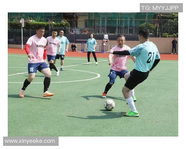 杨秀英独家分享：深入解析足球技巧与战术心得体会