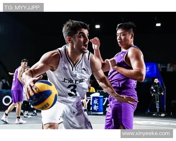 独家深度解析上海篮球队各队员实力对比及其未来发展潜力 独家深度解析上海篮球队各队员实力对比及其未来发展潜力